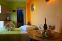 Lilalo Hotel - Balkoner