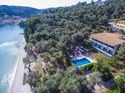 Amfitriti Hotel & Studios