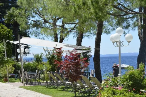 호텔 두 라크 브렌초네 Brenzone sul Garda 호텔