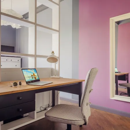 Designer apartment on Zybitskaya street