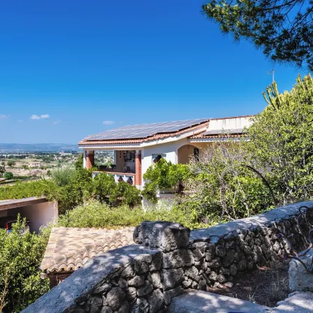 Galatea e Giardino Delle Esperidi Apartments with Pool by Wonderful Italy