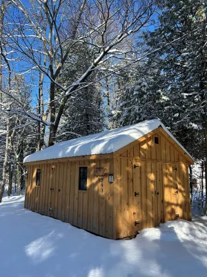 Relax with the whole family at this peaceful waterfront cottage. Hotels in Georgian Bluffs