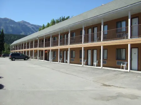 Mary's Motel Отели рядом с достопримечательностью «Йохо»