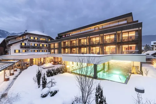 Hotel Restaurant Langgenhof Hotels in Chienes