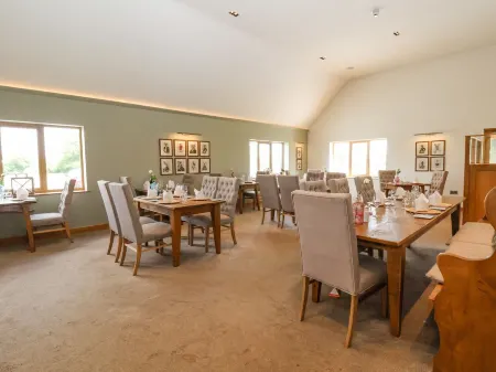 Callow Lodge 22 Отели в г. Wem