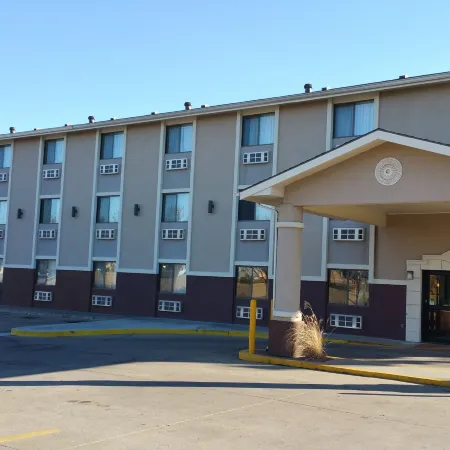 Quality Inn I-70 at Wanamaker