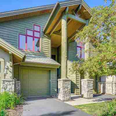 Park City Vacation Rental with Hot Tub and Fire Pit! Hotel Exterior