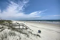 Walk to Crescent Beach: Condo w/ Pool Access - WiFi