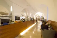 Hotel Altes Kloster - Bares