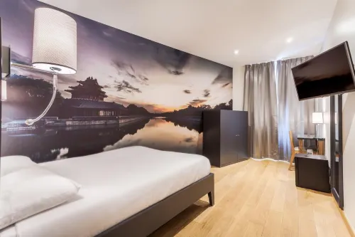 Hotel Jenner - Cho phép mang theo thú cưng
