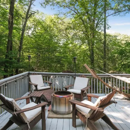 Charming Forest Getaway near West Point & Storm King