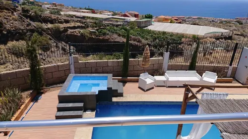LUXURY VILLA ATLANTIC VIEWS PRIVATE HEATED POOL TENNIS COURT BBQ WIFI PARKING Hotels in Candelaria