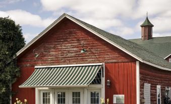 The Eddie Hotel and Farm