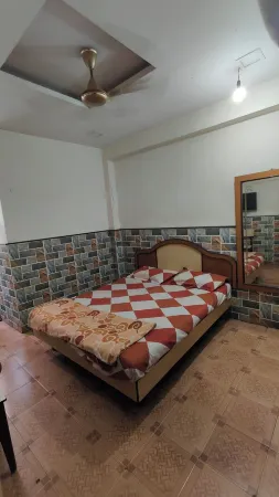 Trio Hotel Отели рядом с достопримечательностью «Васай Форт»