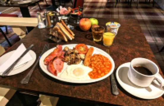 Brookside Hotel & Restaurant