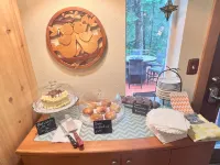 Bell in the Woods B&B - breakfast