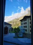 Thermal Hotels & Walliser Alpentherme Leukerbad - vue sur la montagne