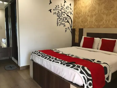 Hotel Hari Palace Отели в г. Джханси