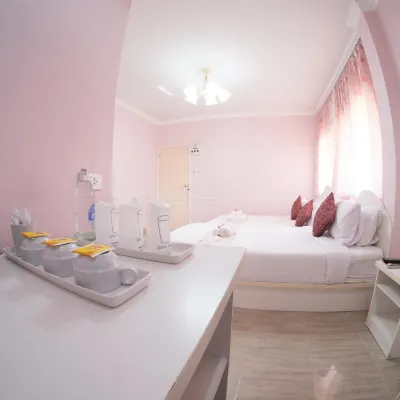 Wiangphumin Hotel Отели рядом с достопримечательностью «Храм Мингуан»