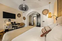 VILLTAK La Plaza - 4-Star