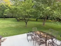 Your Private Country Escape 1/2 Mile from Rend Lake – A Hidden Gem!