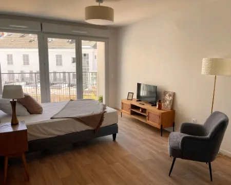 Zenao Appart'hôtels Châlons-en-Champagne Hotels in Marne