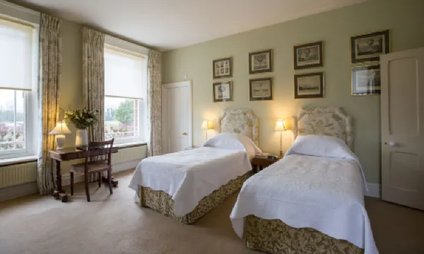 奧弗敦莊園住宿加早餐酒店