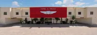 HOTEL & VILLAS HANGAR