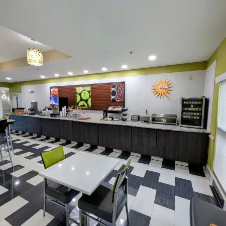 La Quinta Inn & Suites by Wyndham Prattville