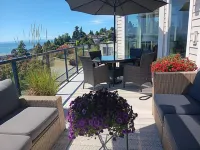Sand and Salt Bed & Breakfast Hotels in White Rock