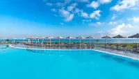The Aeolos Beach Hotel - Pet friendly