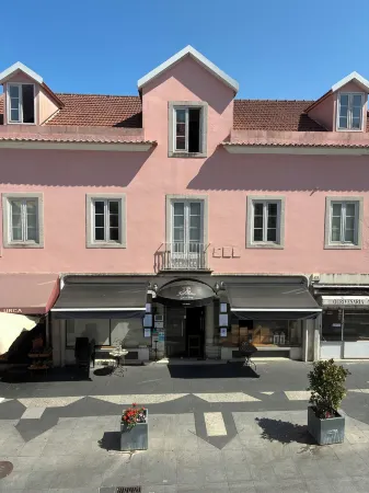 Sintra Flower Vintage Chalet Отели в г. Algueirao-Mem Martins