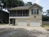 Charming Murrells Inlet Getaway