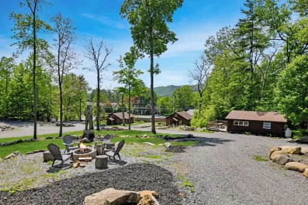 Pet Friendly - Close to Town - w/ Deck & Fire Pit
