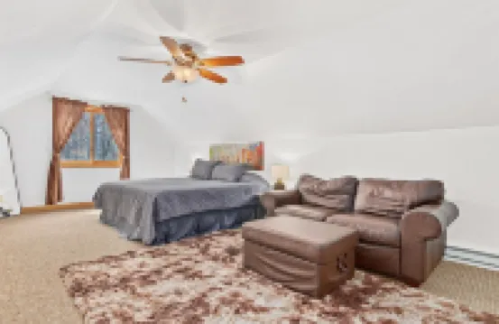 Private Modern Cabin with Hot Tub on 11 Acres - the Perfect up North Getaway