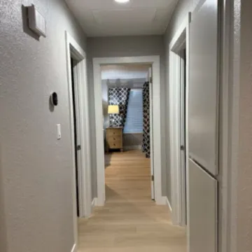 Charming 2-bedroom house with AC in Modesto