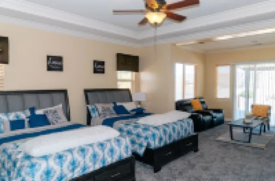 LUXURY HOME 3300 SQ FT, SPACIOUS WITH BEAUTIFUL PATIO