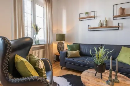 Center Dream Apartment | Netflix, full Kitchen, Shower, Washingmaschine