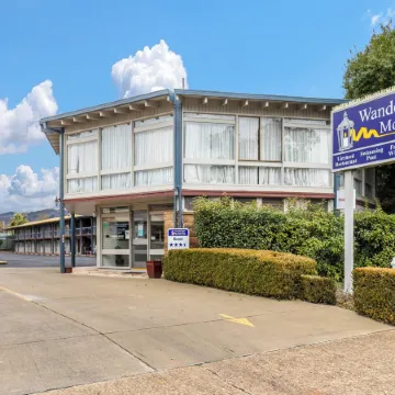 Wanderlight Motor Inn