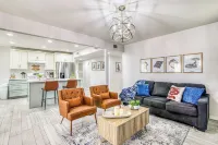 Wizards & Magic Themed 3-Bedroom House with WiFi, AC, Garage. Fits up to 10!