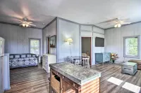 Bungo Creek Retreat w/ Multi-Use Trails & a Creek - parking