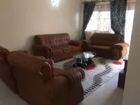 Beautiful family home with spacious garden for rentals, close to the Golf course