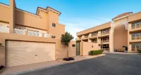 Radisson Hotel Riyadh Airport Hotel a Riad