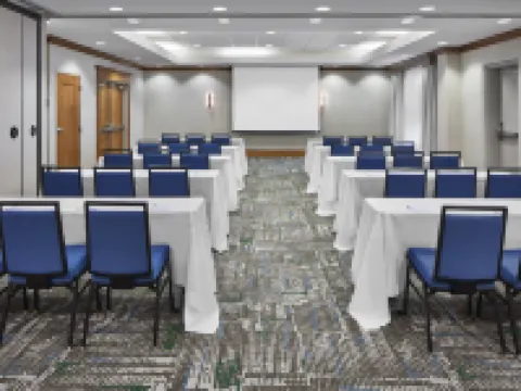 薩拉託加泉市中心歡朋套房酒店 薩拉託加縣酒店