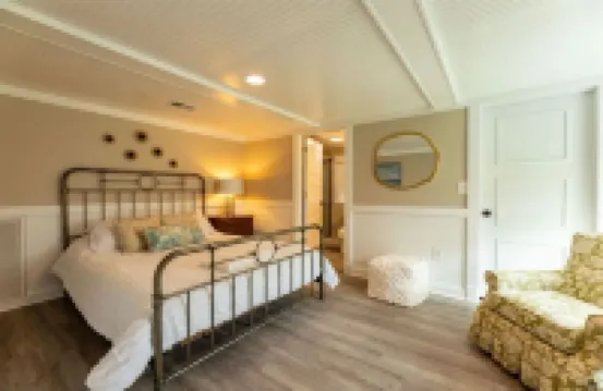 Virginia Dare Cottage-Walk 2 Manteo Waterfront