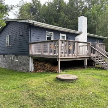 Windham-  Newly Renovated 4 BR Home