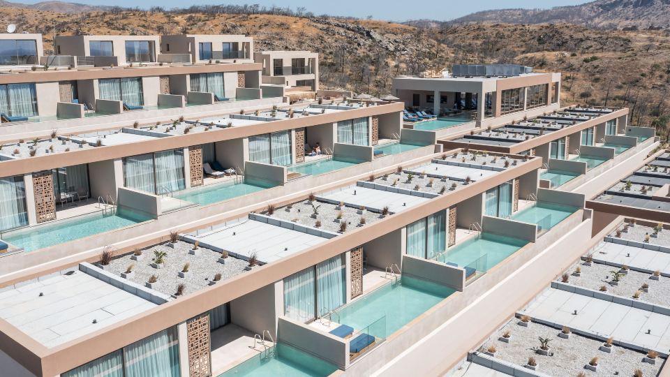 Este Elegant Suites & Villas