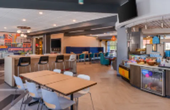 小石城西希爾頓Tru飯店