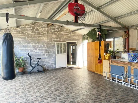 Les Tourterelles Vous Accueille Dans une Maison Dans le sud de la Réunion Отели в г. Сен-Жозеф