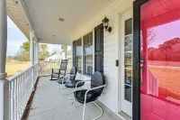 9 Mi to Dtwn: Greenville Home w/ Screened Patio! - 3-Star